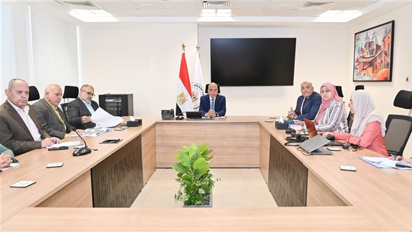 اجتماع وزير الموارد