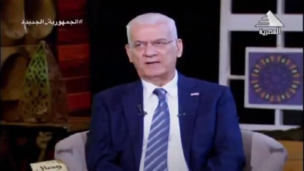 يسري الكاشف - رئيس