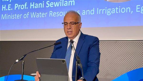 وزير الموارد المائية