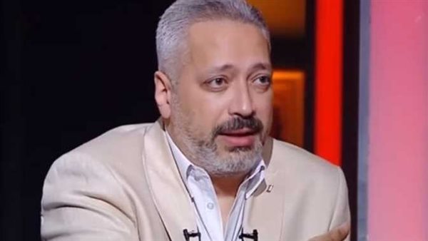 الإعلامي تامر أمين