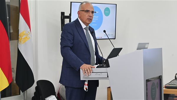 وزير الموارد المائية