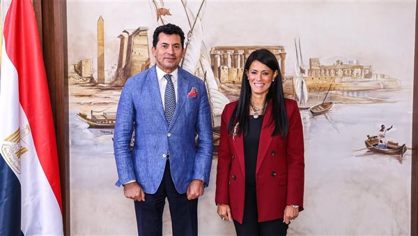 لقاء وزيرا التخطيط