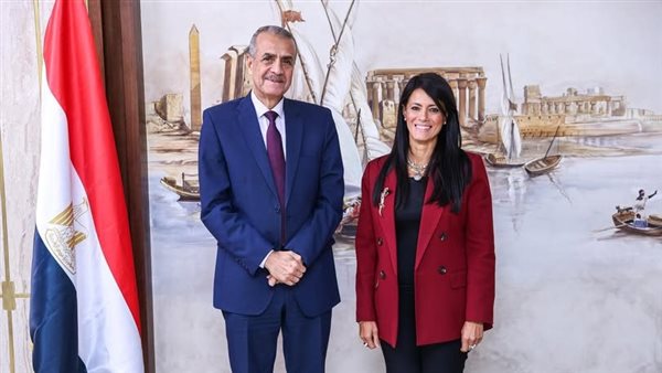 وزيرة التخطيط تلتقي