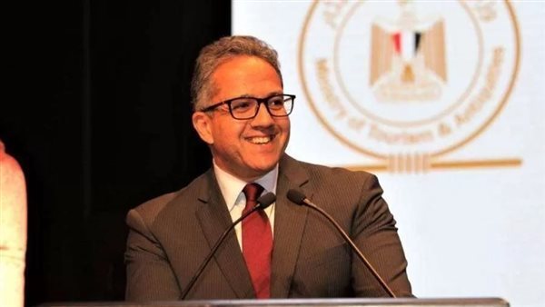 خالد العناني