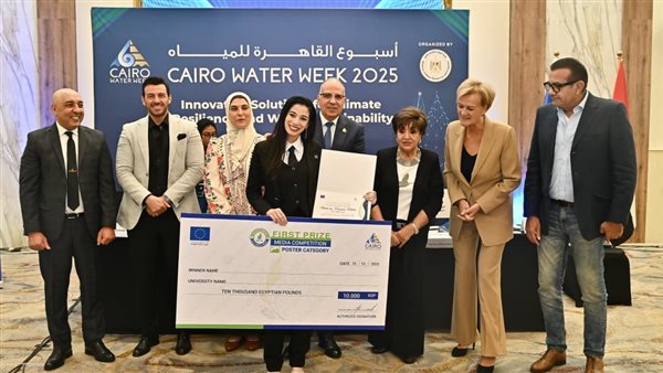 خلال التكريم 