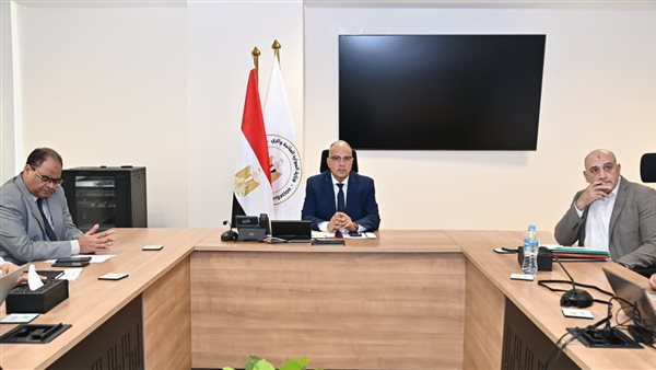 وزير الموارد المائية