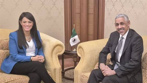 جانب من لقاءات وزيرة