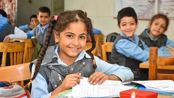 طلاب صفوف النقل