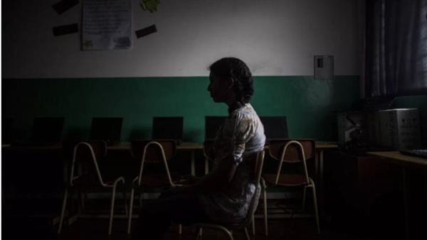 حبس طالبة مدرسة نيو