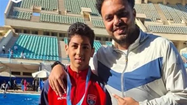 السباح الناشئ يوسف محمد     