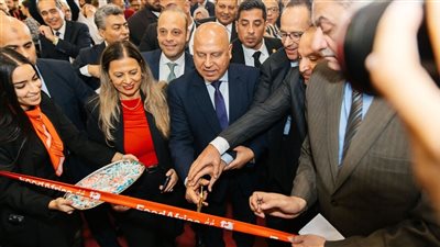 جانب من الافتتاح    