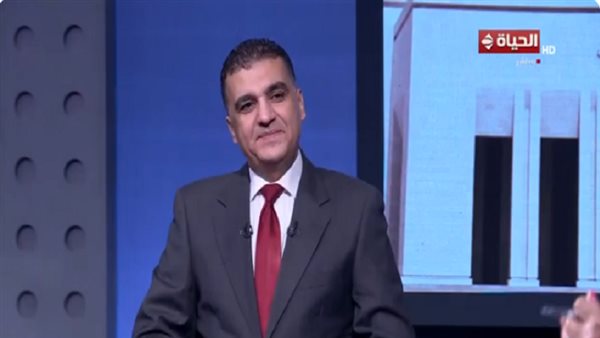  الدكتور أحمد الشحات