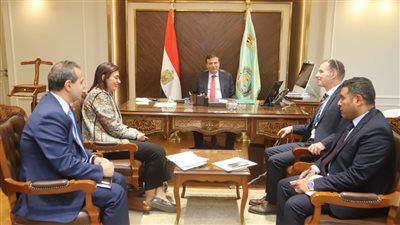 خلال اللقاء    