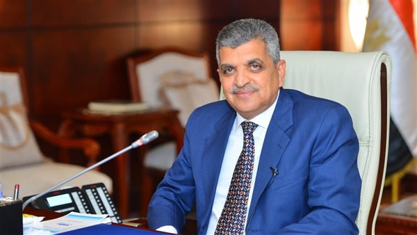 الفريق أسامة ربيع