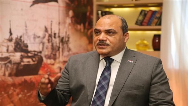 الإعلامي محمد الباز