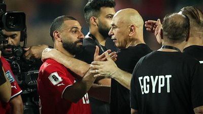 محمد صلاح وحسام حسن     