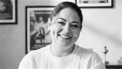  الفنانة نيفين مندور     