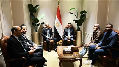 وزير الشباب والرياضة     