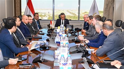 جانب من الاجتماع     