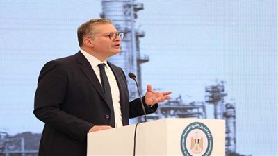 المهندس كريم بدوي - وزير البترول     