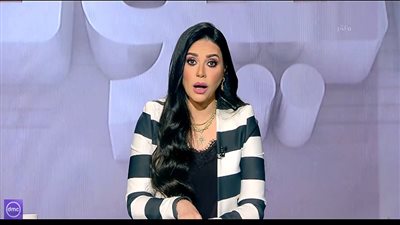 الإعلامية دينا عصمت     