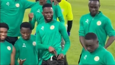 مشهد من الفيديو المثير للجدل     