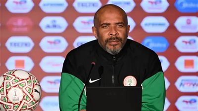 مدرب نيجيريا    