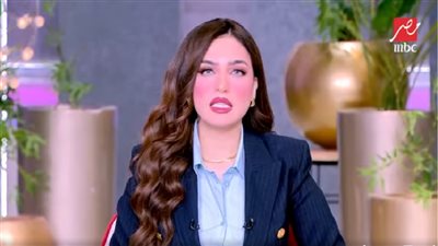  الإعلامية ياسمين عز    