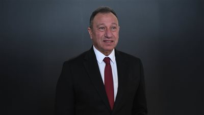 محمود الخطيب     