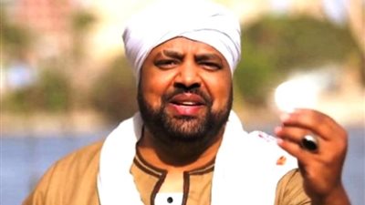  المطرب الشعبي حجازي متقال    