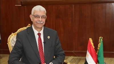 الدكتور أحمد القاصد رئيس جامعة المنوفية    
