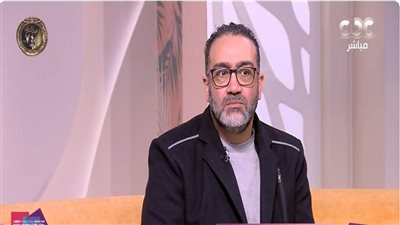 الدكتور عمرو عز    