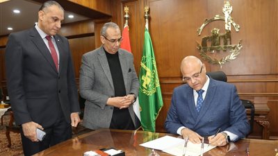 محافظ القليوبية يعتمد نتيجة الشهادة الإعدادية    