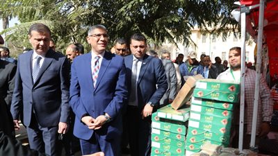 خلال الجولة     