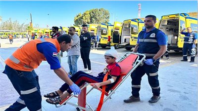 أفواج الجرحى في معبر رفح    