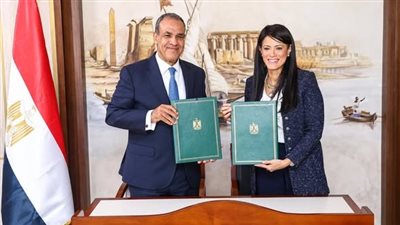 وزيرا التخطيط والخارجية    