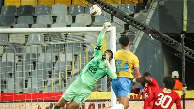 الأهلي والإسماعيلي    