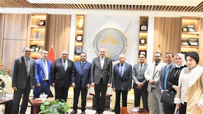  الدكتور ناصر عبد الباري رئيس جامعة مدينة السادات    