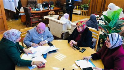 جانب من اجتماع اللجنة    