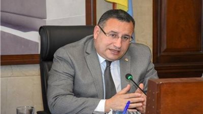  وزير التعليم العالي