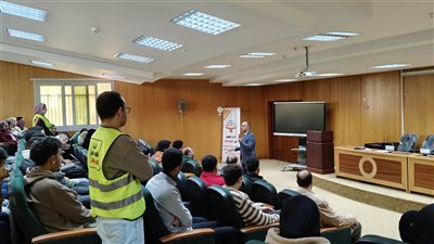 جانب من الندوة    