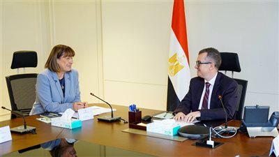 وزير التخطيط يلتقي مسئولة الأمم المتحدة    