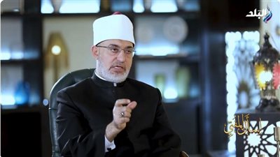  الدكتور نظير عياد    