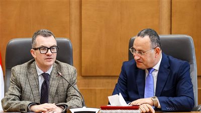 وزير التخطيط يلتقي وزير التعليم العالي     