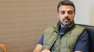 عمرو محمود يس     