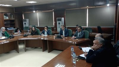 خلال اللقاء    