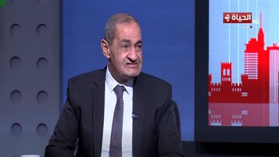 الكاتب الصحفي أسامة الدليل    