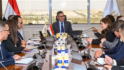 جانب من اللقاء     