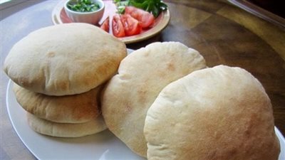 طريقة عمل العيش الشامي ناديه السيد زي المخابز 2026    