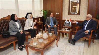 جانب من اللقاء     